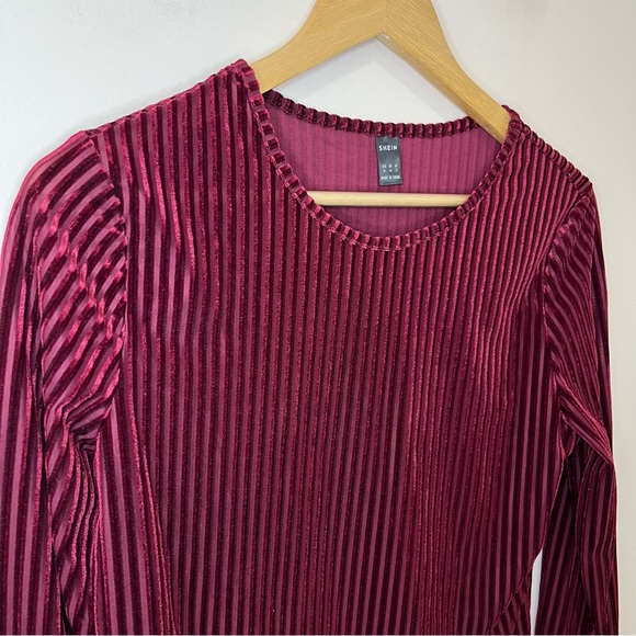 ⭐️3/$25 Shein Unity Ribbed Velvet Top Maroon Purple Size XL - Picture 8 of 9